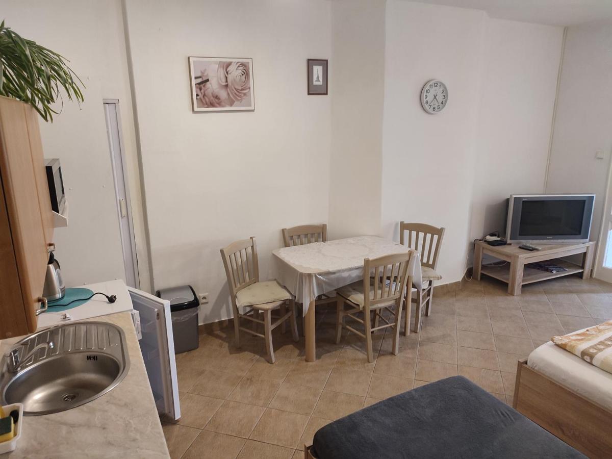Apartament Pension Dana Karaskova Kutná Hora Zewnętrze zdjęcie