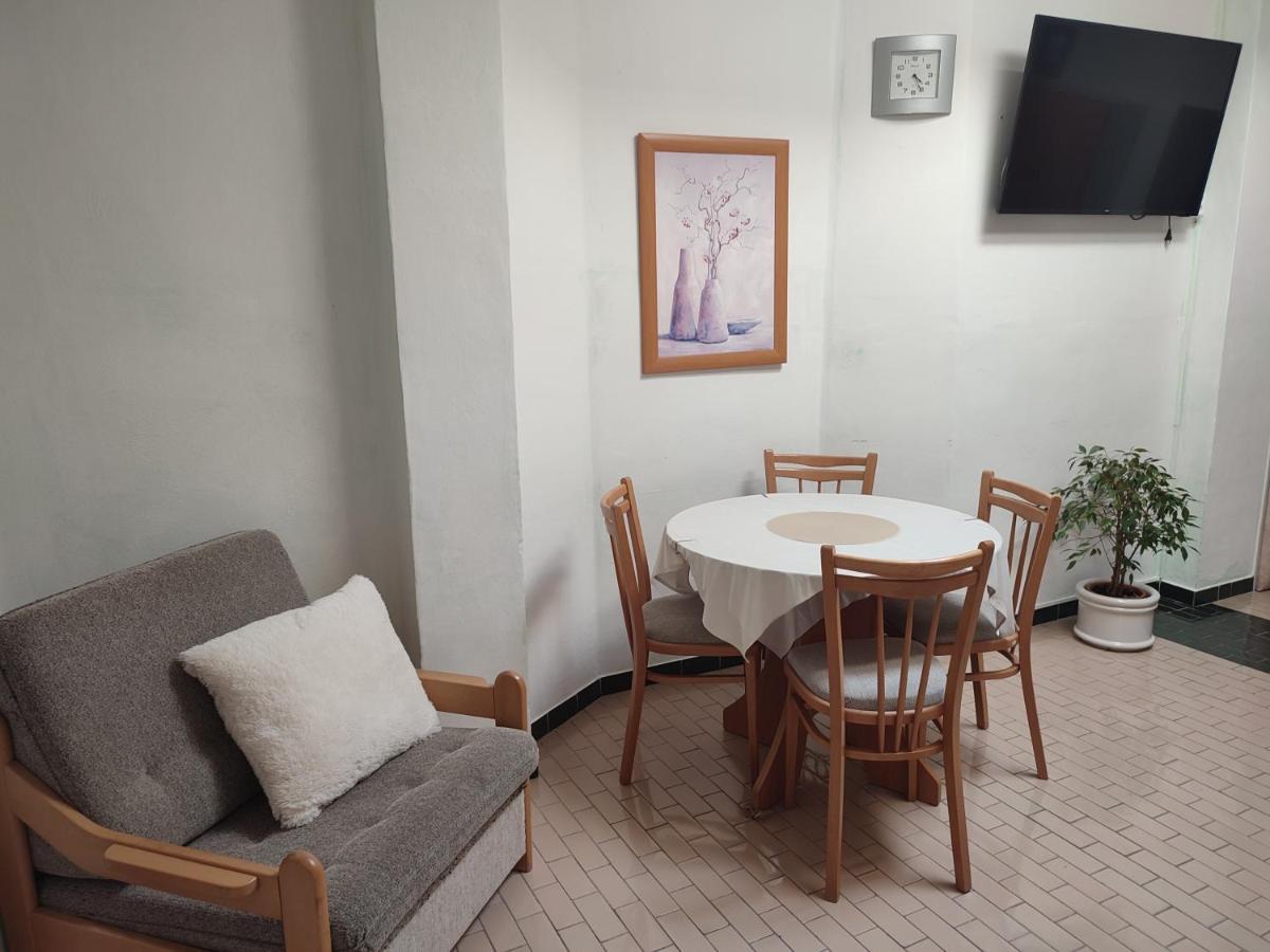 Apartament Pension Dana Karaskova Kutná Hora Zewnętrze zdjęcie